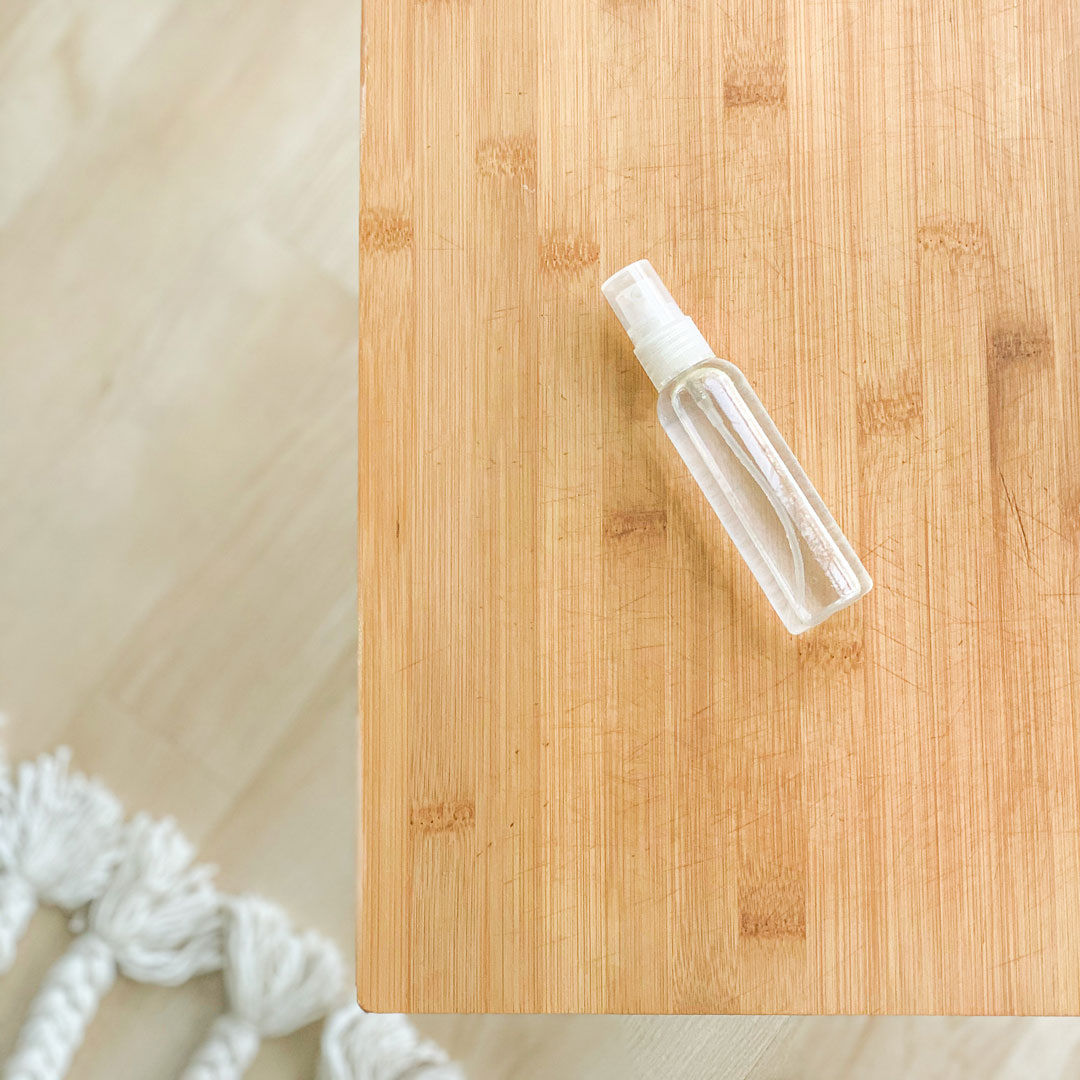 How to Disinfect Cutting Board Safely and Effectively